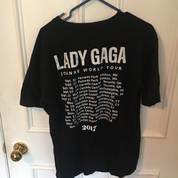 Lady Gaga tour tee - Picture 2 of 2